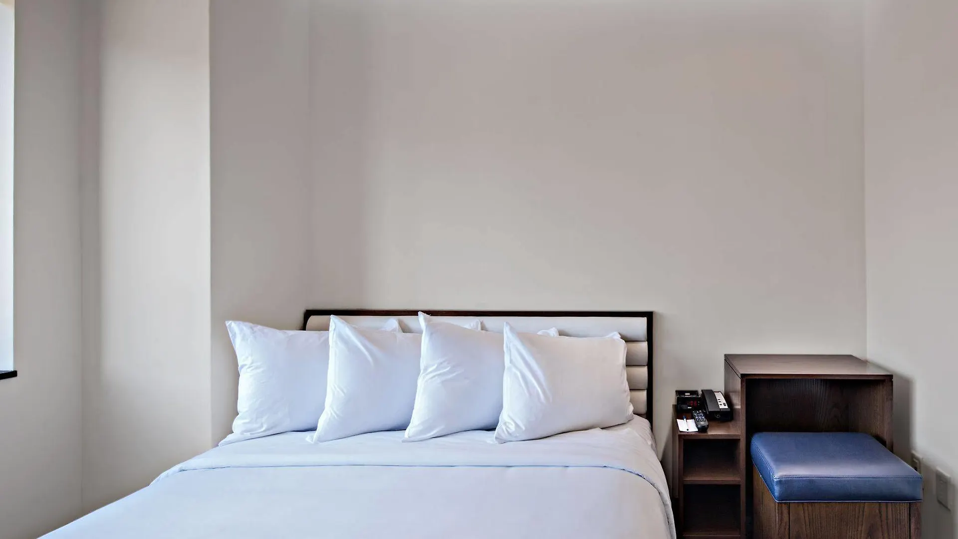 Orchard Street Hotel New York 3*,